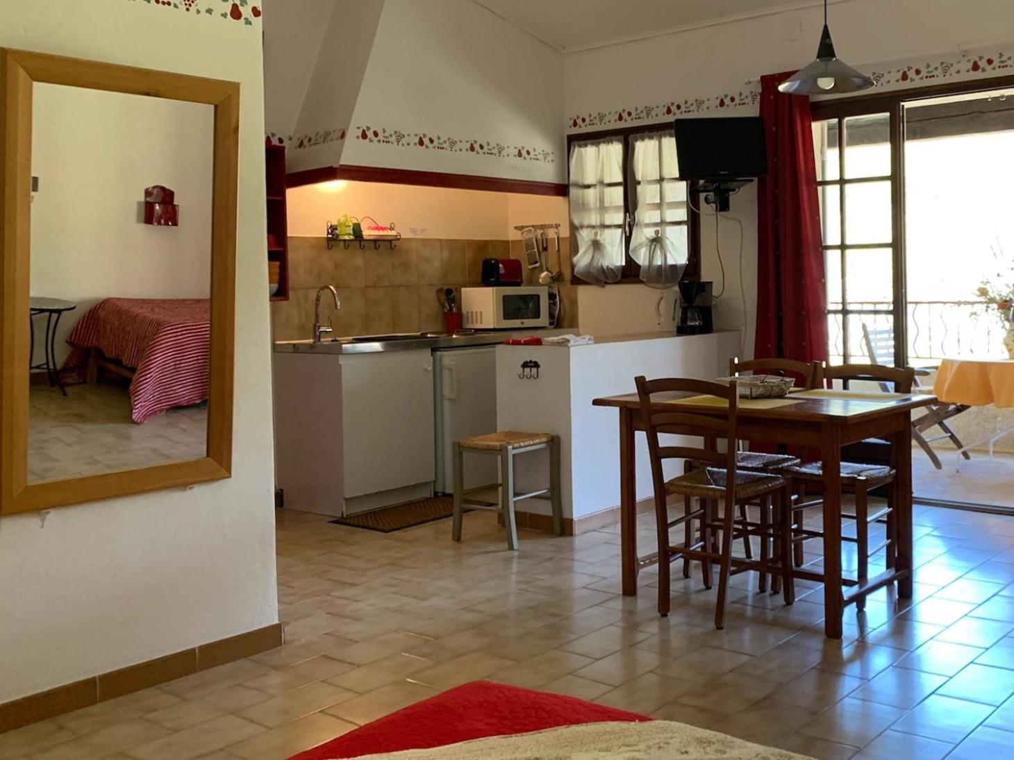 Gite La Loge 142 Route De Carpentras 84210 韦纳斯克 外观 照片